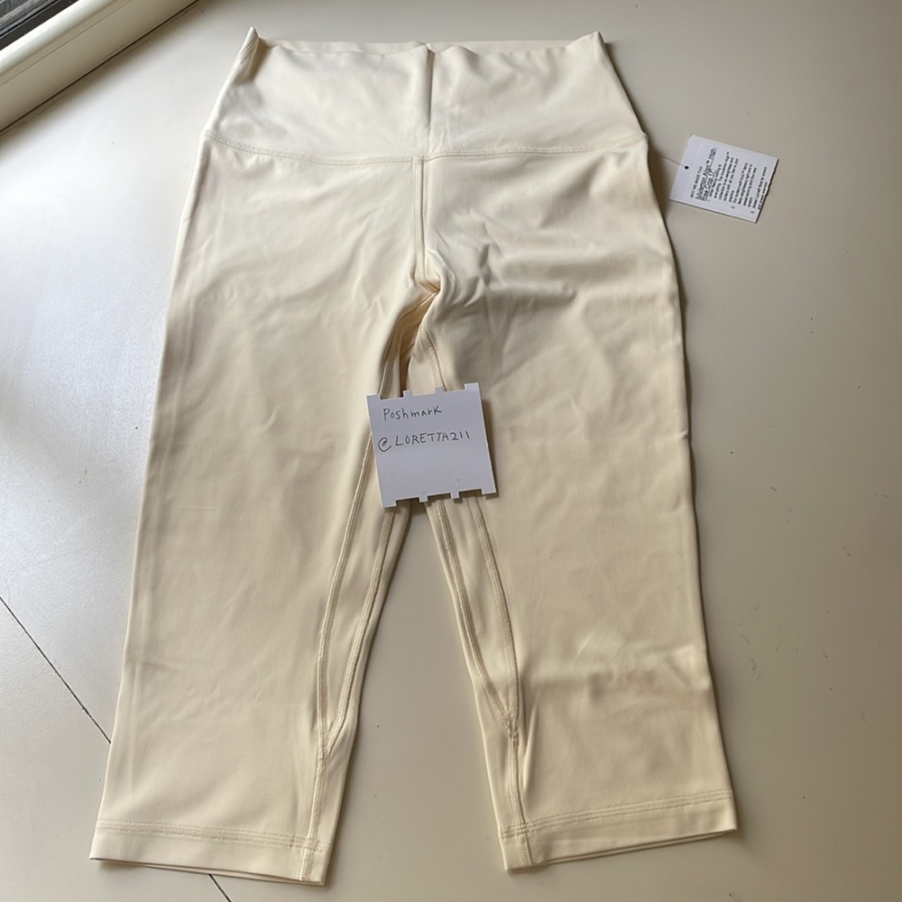 Lululemon Buttercream Align Crop 17” Size 8 - Picture 3 of 9